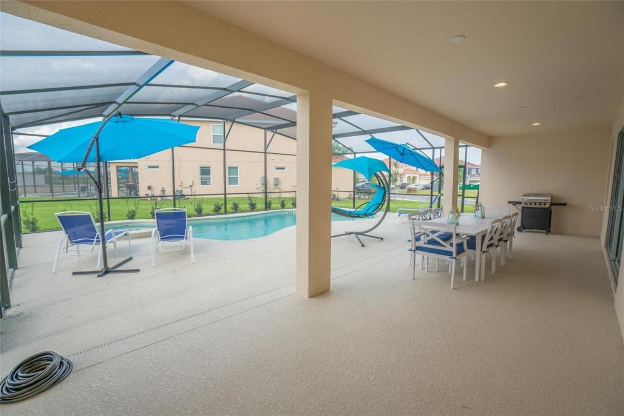 Oakwood Oasis Hotel Davenport Exterior foto